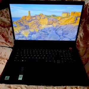 Lenovo Intel core 15 laptop w/ enhanced features such as fingerprint sign in